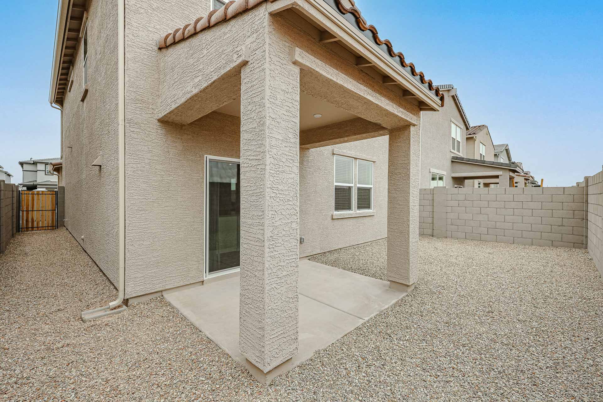 A building with a large column.