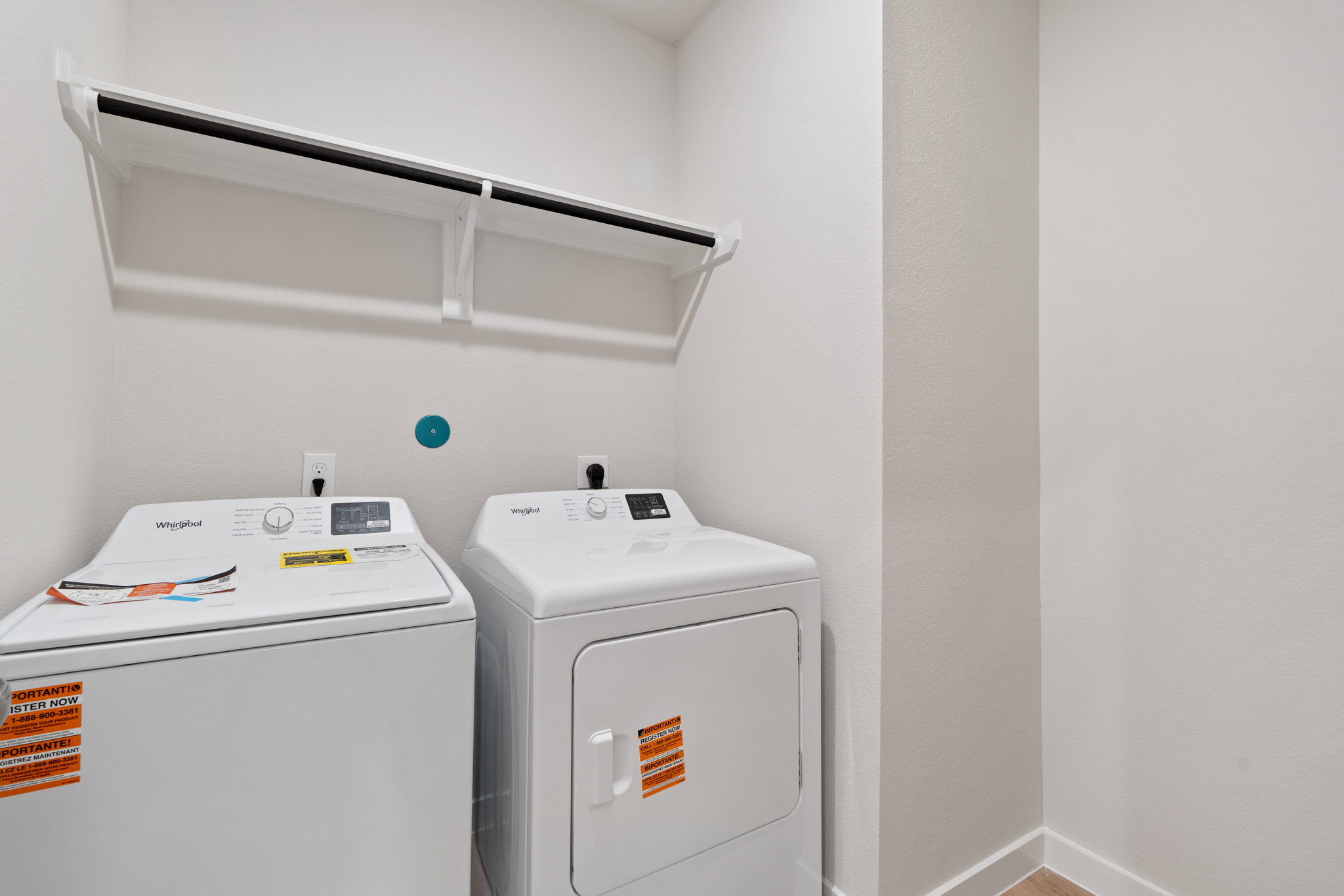 A white washing machine.